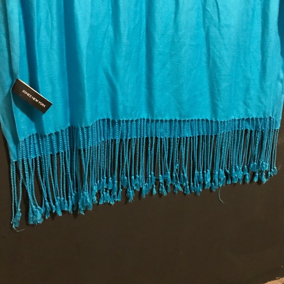 Blue scarf/wrap - Picture 3 of 3