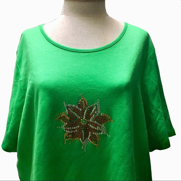 Snowflake Designed T-Shirt by Quacker Factory - Picture 2 of 8