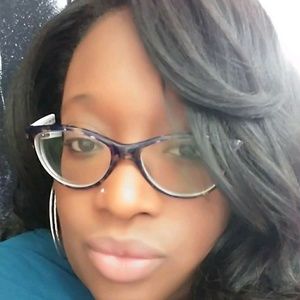 Meet your Posher, Sheereeneca