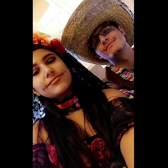 Meet your Posher, Maria - Picture 1 of 1