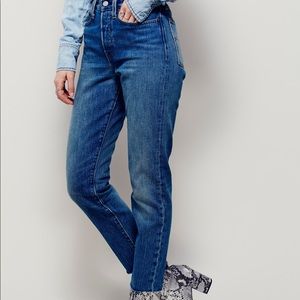 levis wedgie jean in coyote desert