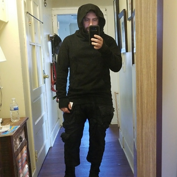 Meet your Posher, Thomas - Picture 2 of 2