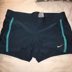 NWOT Nike Spandex