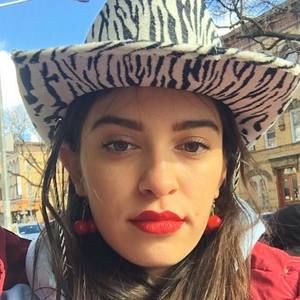 Meet your Posher, Fabiola