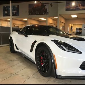 Meet your Posher, Derek