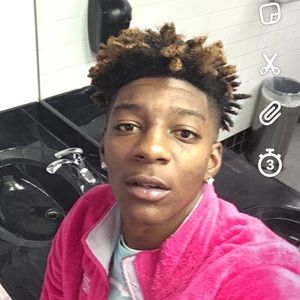 Meet your Posher, Marquavioud