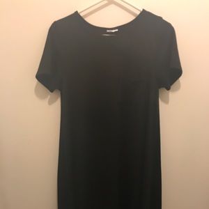Medium LulaRoe Solid Black Carly