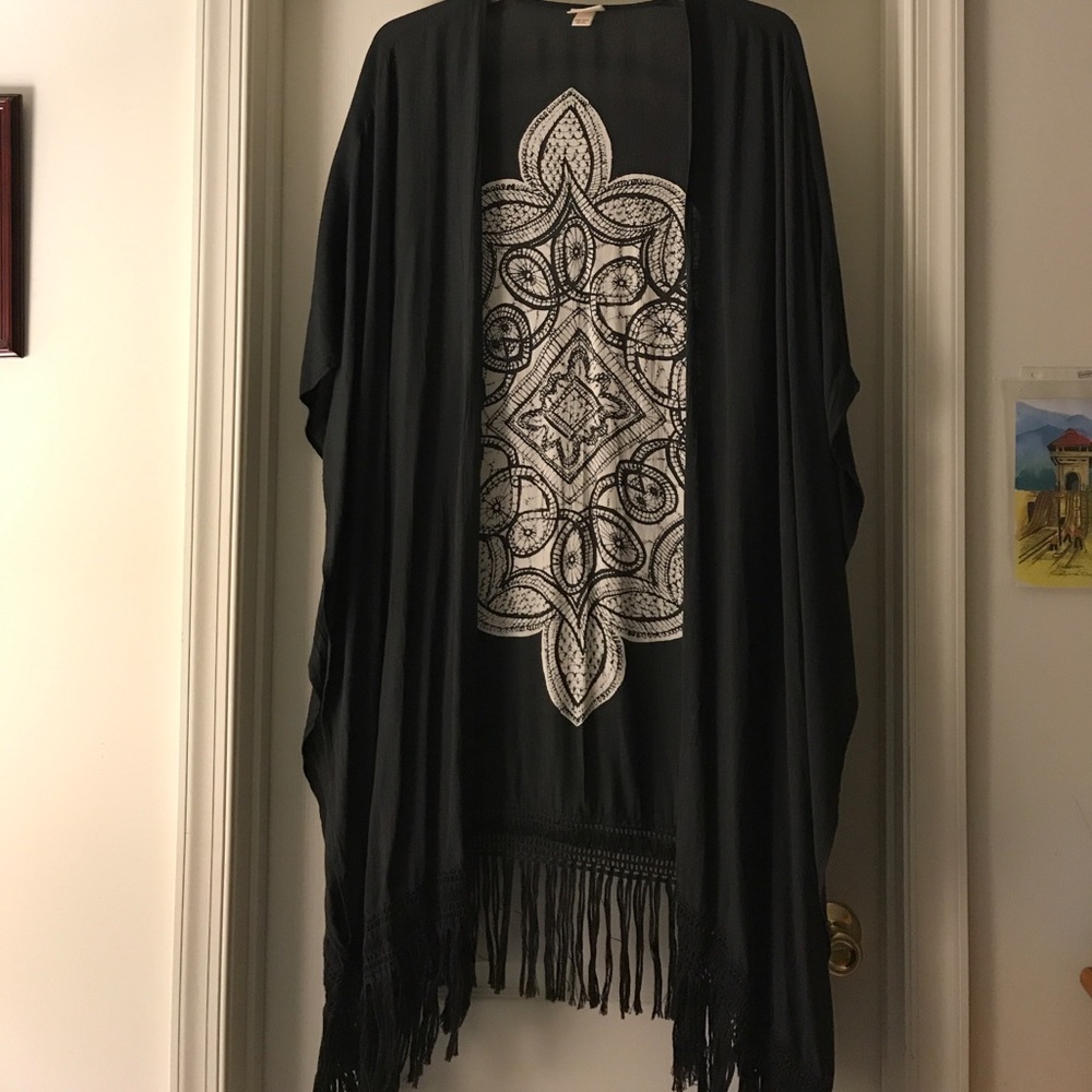 Grey shawl