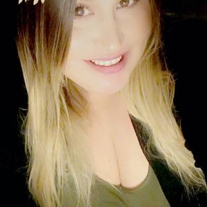 Meet your Posher, Cayla