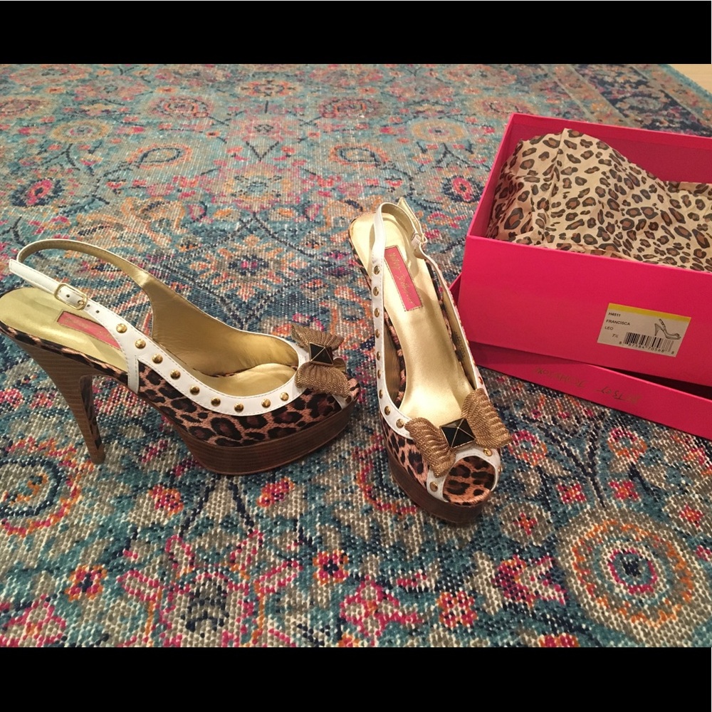 Vintage Betsey Johnson sling backs