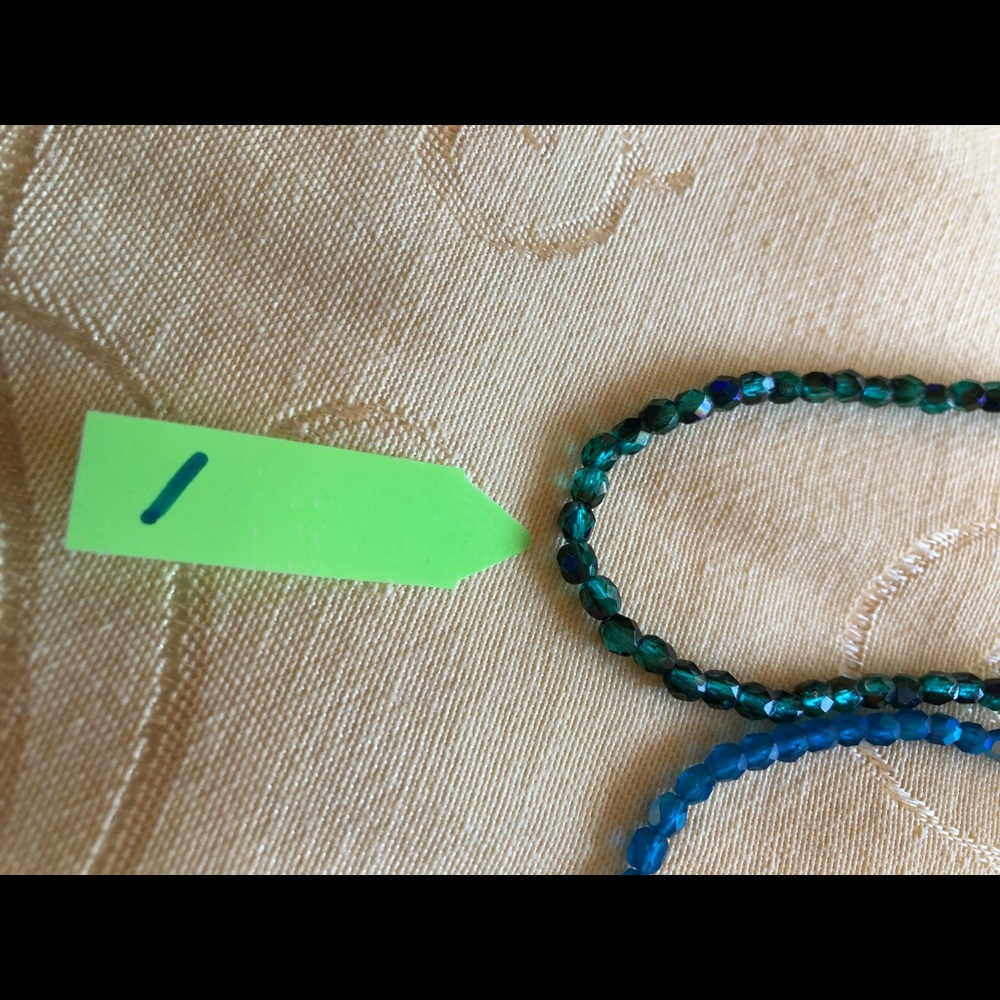 💕👀💕SALE💕👀💕Czech Glass Convertible Necklace - Picture 6 of 8