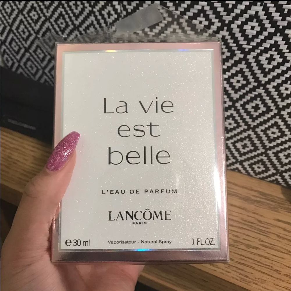 La vie este belle by Lancôme