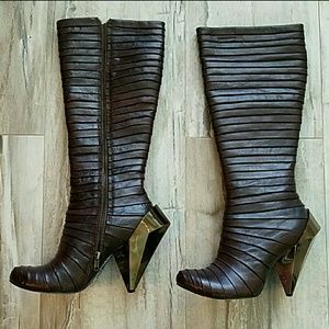 Brown boots gold heels!