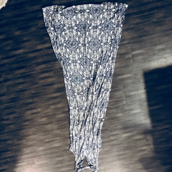 Staring at stars ✨ maxi dress - Picture 4 of 4