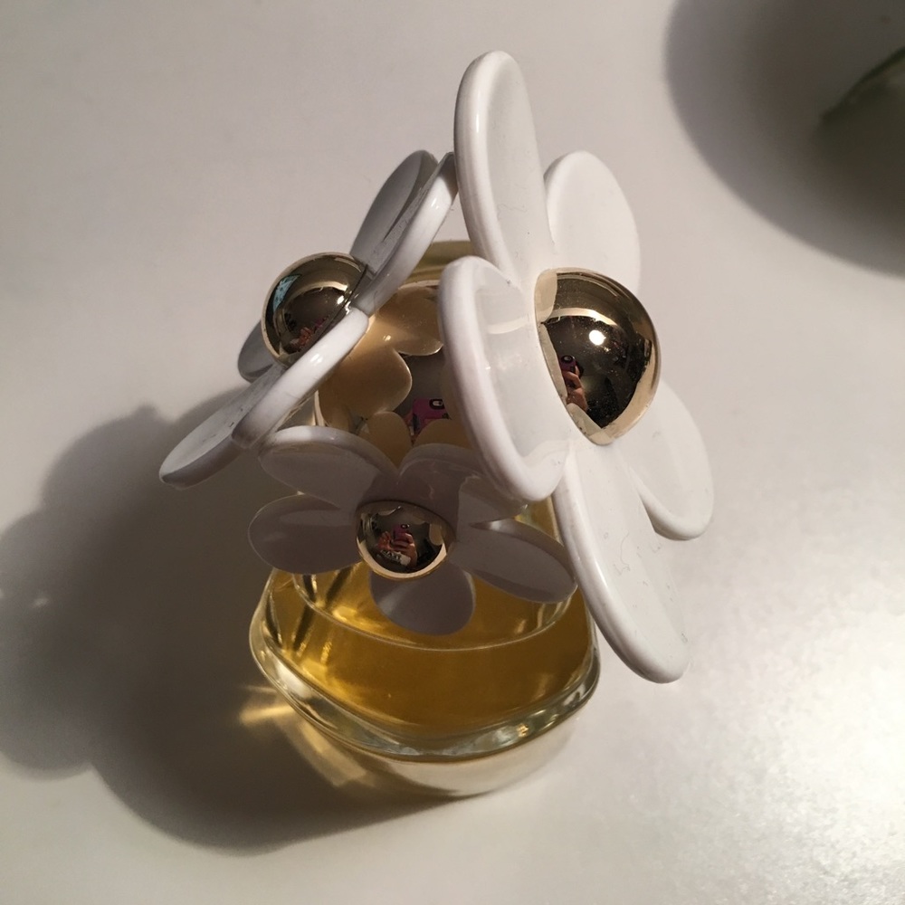 NWOT Marc Jacob Fragrance Daisy - Picture 2 of 3