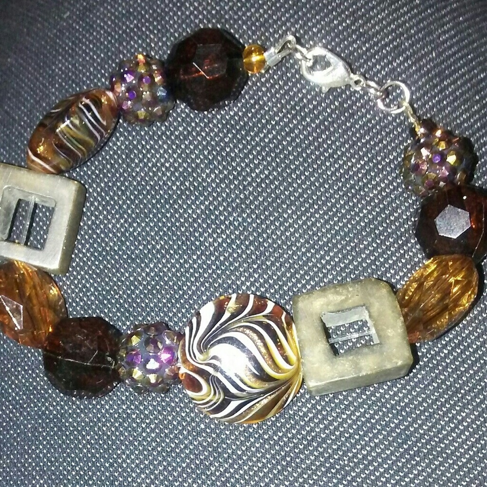 Bracelet