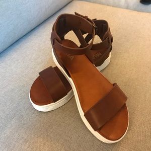 MIA Platform Sandal