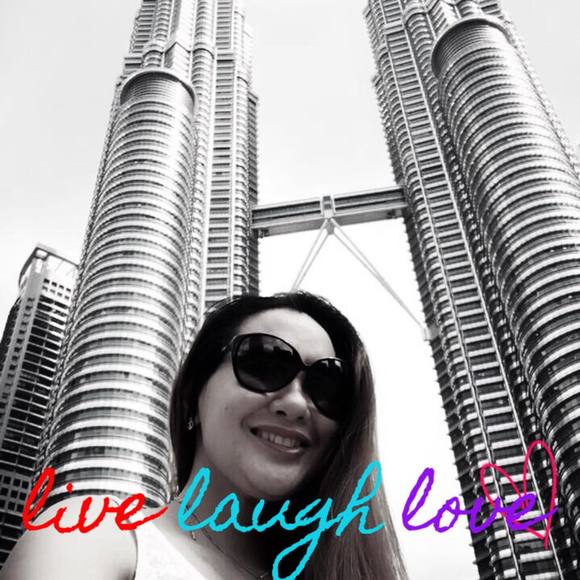 WELCOME - to my closet - Picture 1 of 15