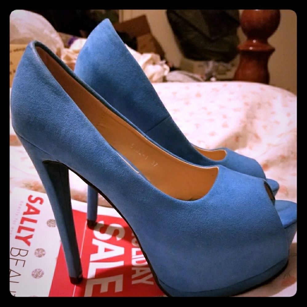 Tata Italia Heels