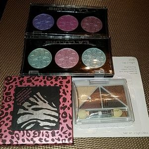 set of 4 eyeshadow palettes!!