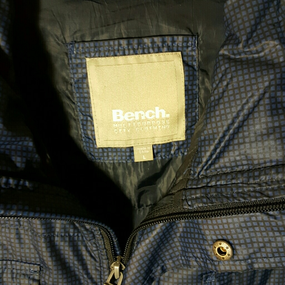 Bench Jacket - Picture 2 of 4