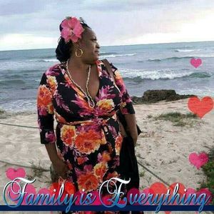 Meet your Posher, Danyelle