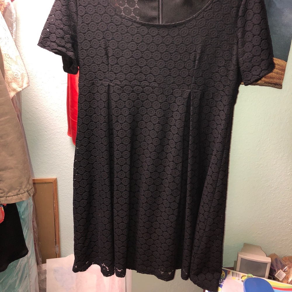 Black H&M short thick lace dress