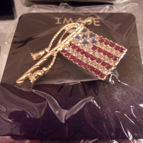 NWTS $80 RETAIL 4 IMAGE BROOCHES   B435 - Picture 2 of 5