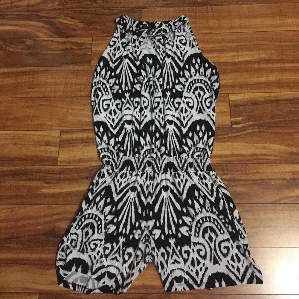 INC Black and White romper XL