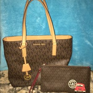 Authentic Michael Kors tote and wristlet