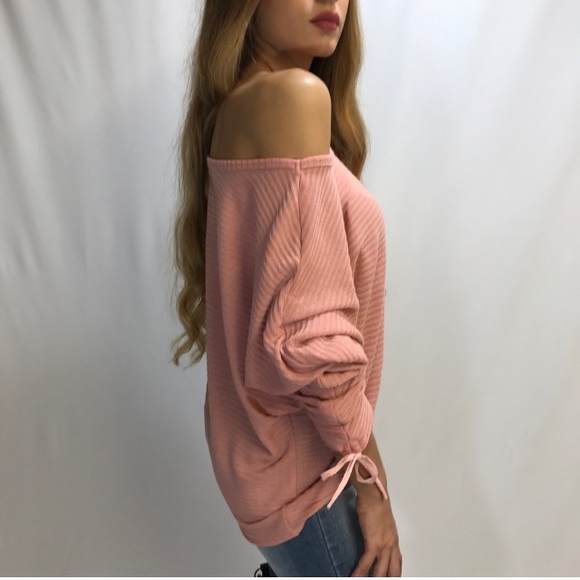 Solddd Outtt - Picture 2 of 2