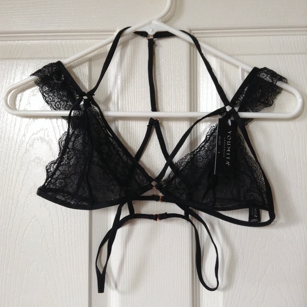 ✔️ New sexy strappy black lace Youmita bralette
