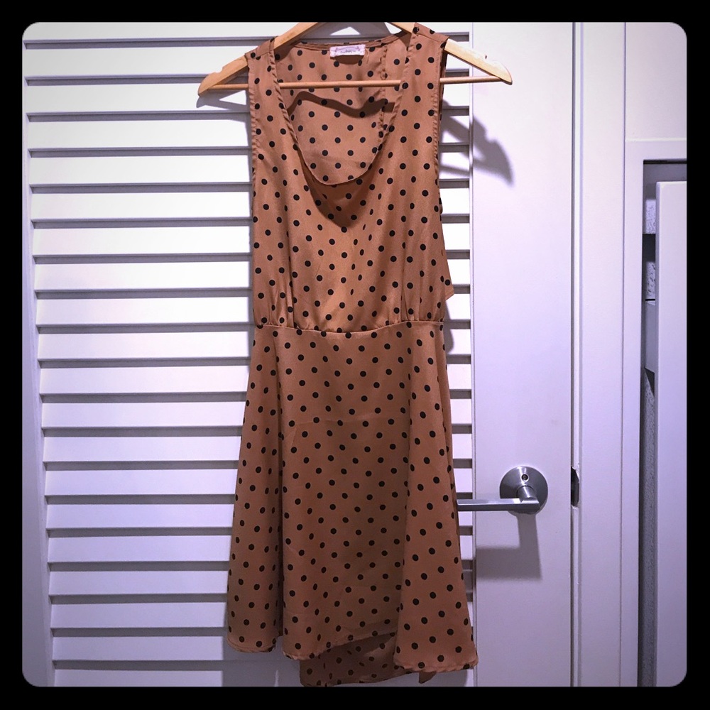 Simple cutout polka dot dress