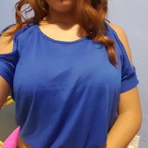 Blue blouse with open shoulders