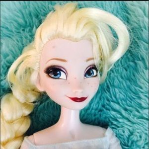 Meet your Posher, Adriana