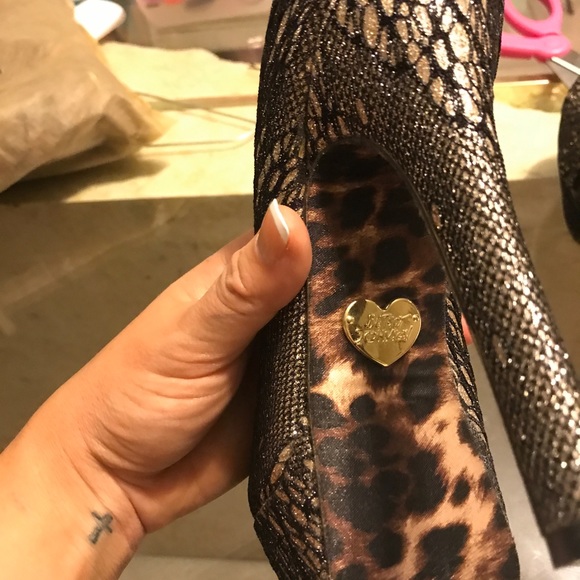 Betsey Johnson Heels - Picture 7 of 8