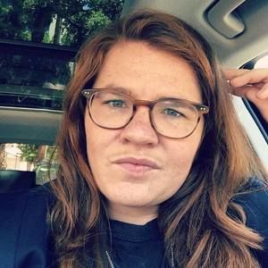 Meet your Posher, Caitlyn