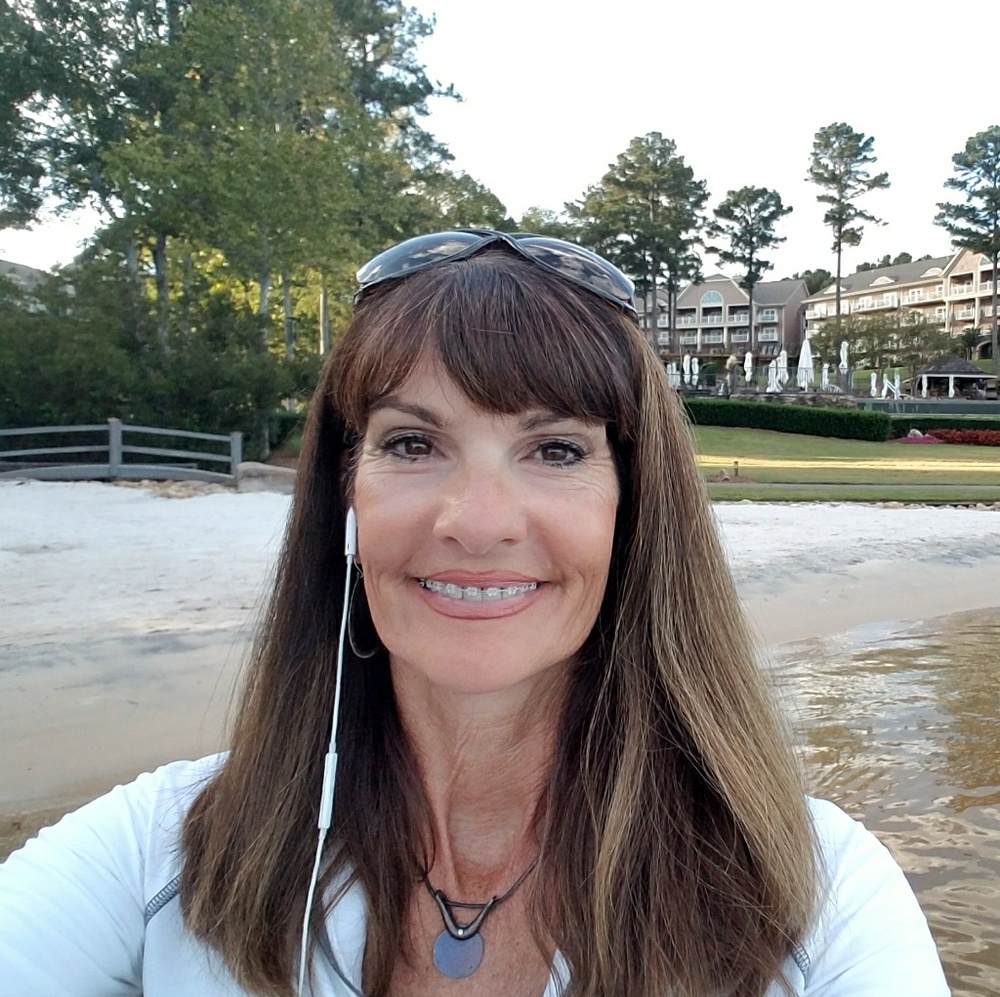 Meet your Posher, Kimberly