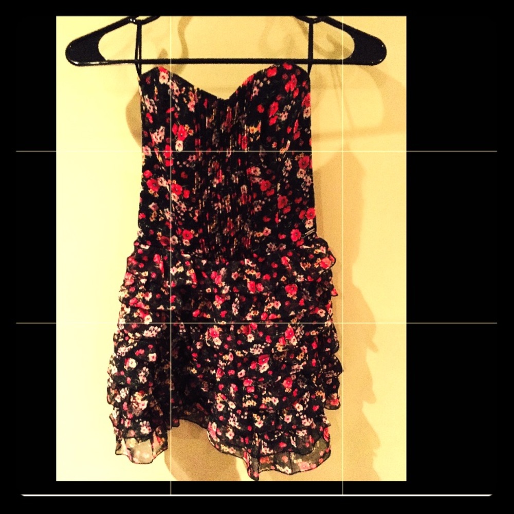 Guess Short mini flowered dress