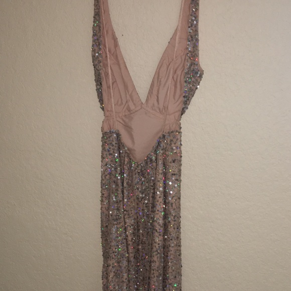 Rose Sequins Long Prom/Gala Dress - Picture 4 of 5