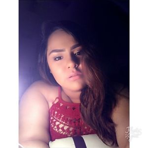 Meet your Posher, Lorena