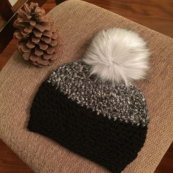 ✨SALE✨Seeds Beanie - Picture 3 of 6