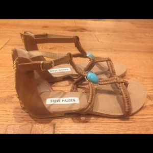 Steve Madden sandals size 6