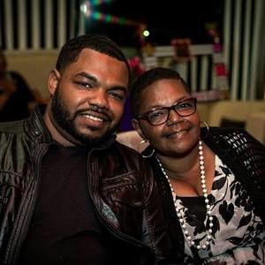 Meet your Posher, Pamela