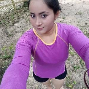 Meet your Posher, Cecy