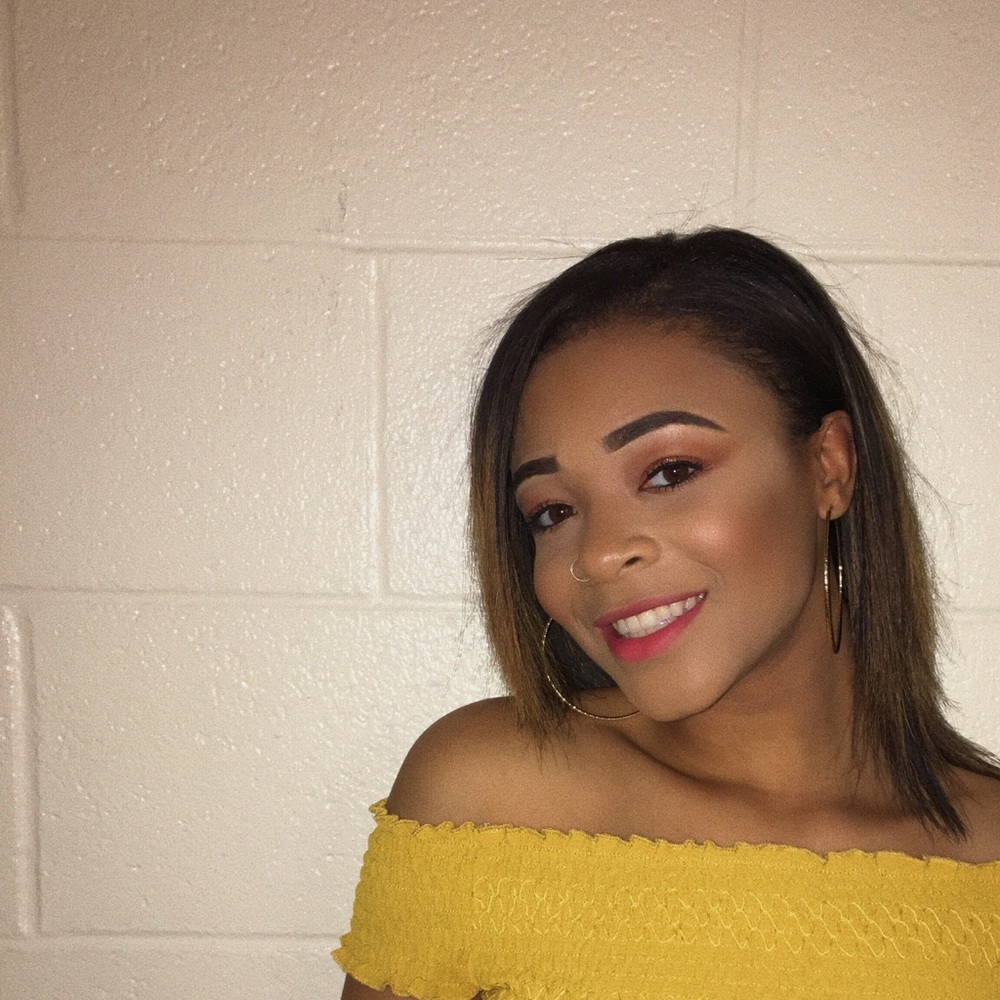 Meet your Posher, Yasmin