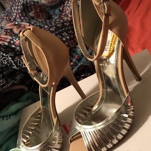 BCBG heels