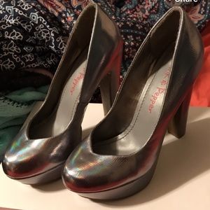 Metallic thick heel