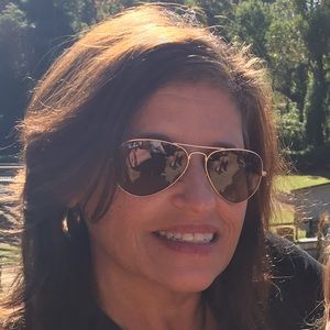 Meet your Posher, Tina