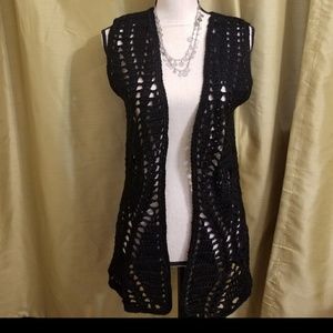 BLACK OPEN CROCHETED LONG CARDIGAN STYLE